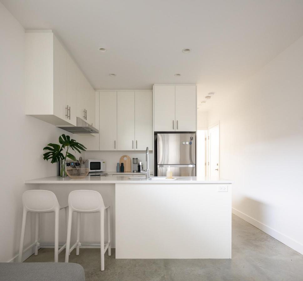 וונקובר Welcome To Kinn Apartment - Lovely One Bedroom מראה חיצוני תמונה